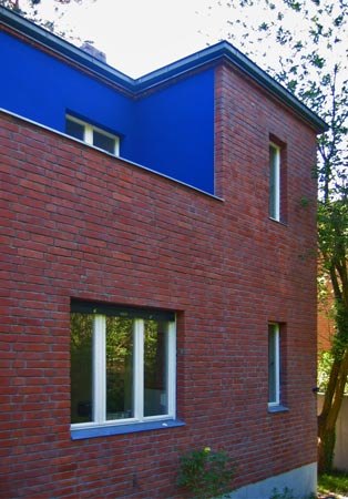 Foto 1 zu: ADB. Sommerhaus in Wilhelmshorst - Neubau eines Sommerhauses und Sanierung eines Ferienhauses aus den 1920er-Jahren, Potsdam-Wilhelmshorst, 2000-2002, Architekt: Jo Sollich 
 Foto: Jo Sollich