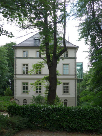 Giebelansicht Haus Mödrath, Haus für Kunst, Sollich Architekten 
 Jo Sollich